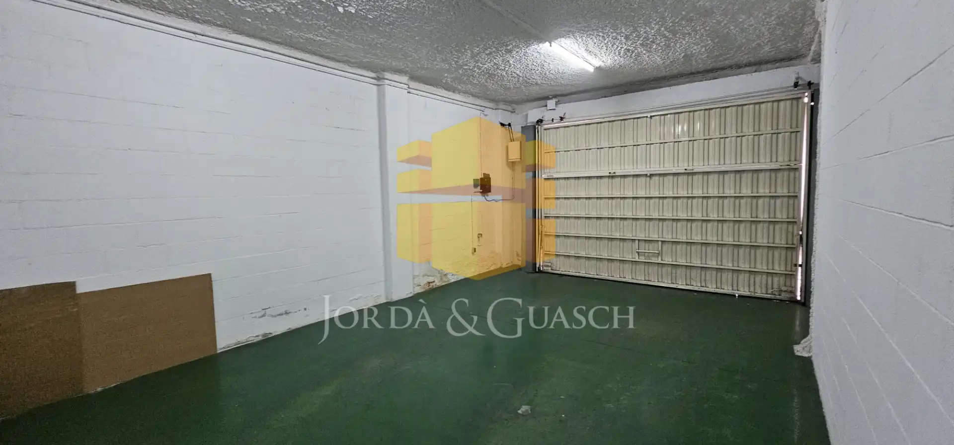 Industrial building with lift for sale in Carretera Corbera 1, imagen 8