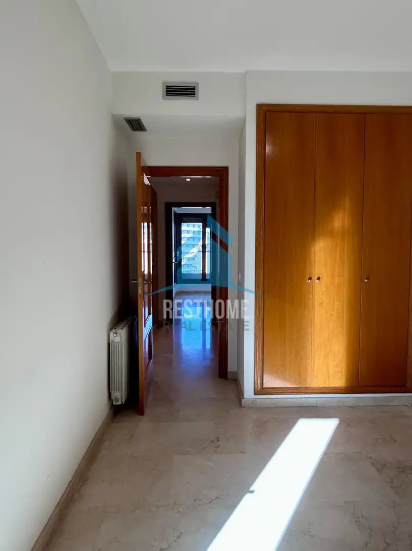Àtic de lloguer en Valencia amb Aire condicionat, Calefacció i Terrassa