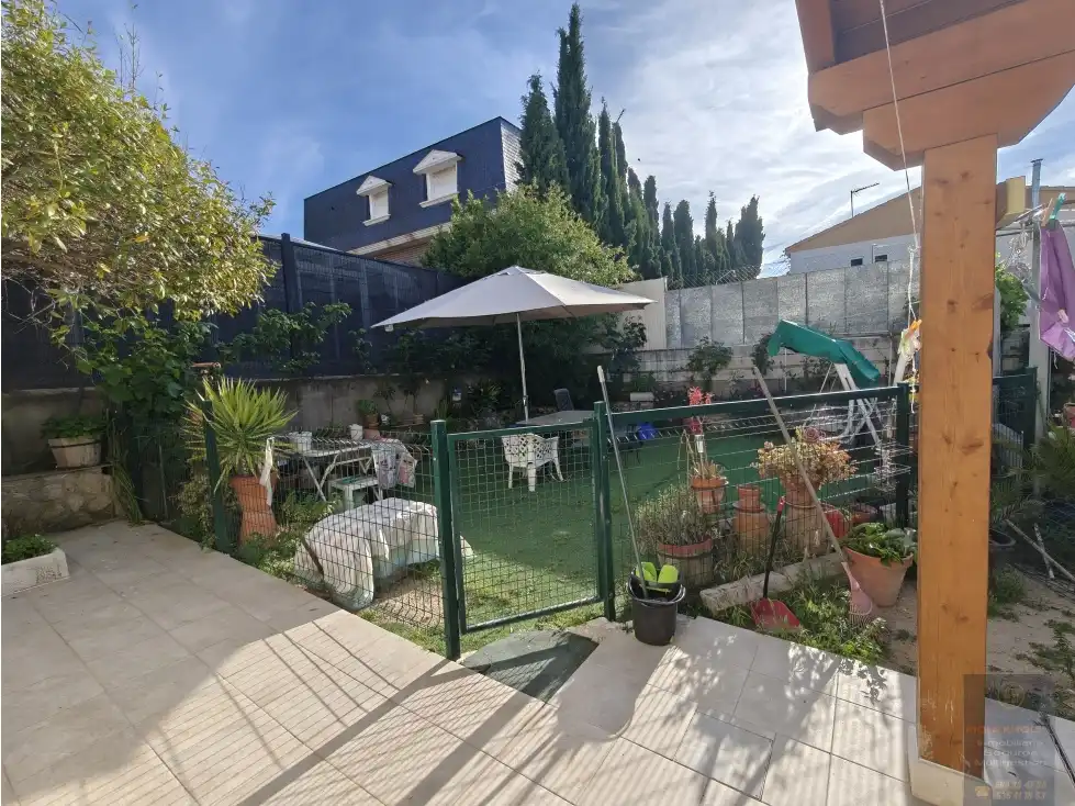 Garden of Houses for sale in Casarrubios del Monte  with Terrace and Furnished