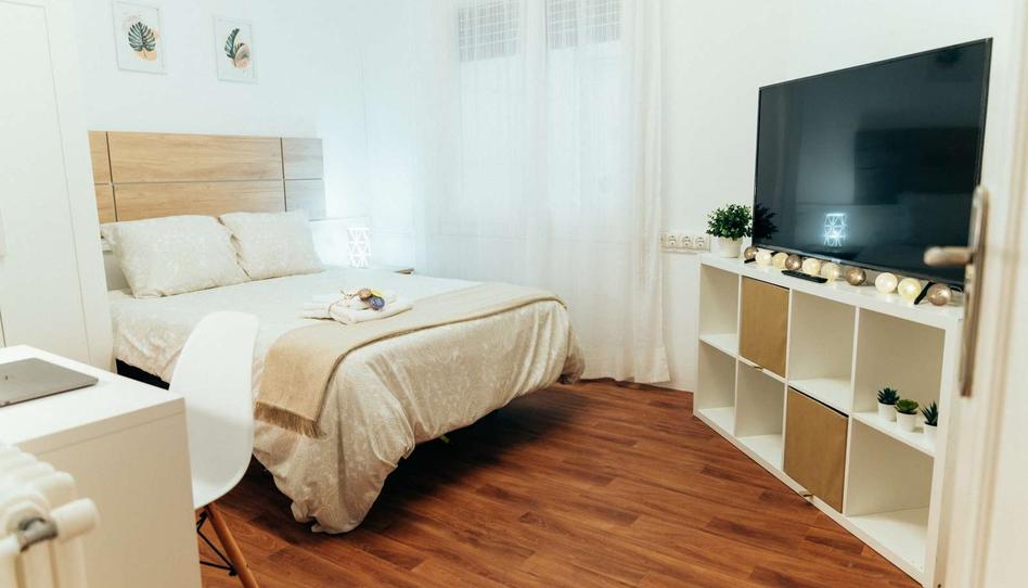 Foto 1 de Pis per a compartir a L'Antiga Esquerra de l'Eixample, Barcelona