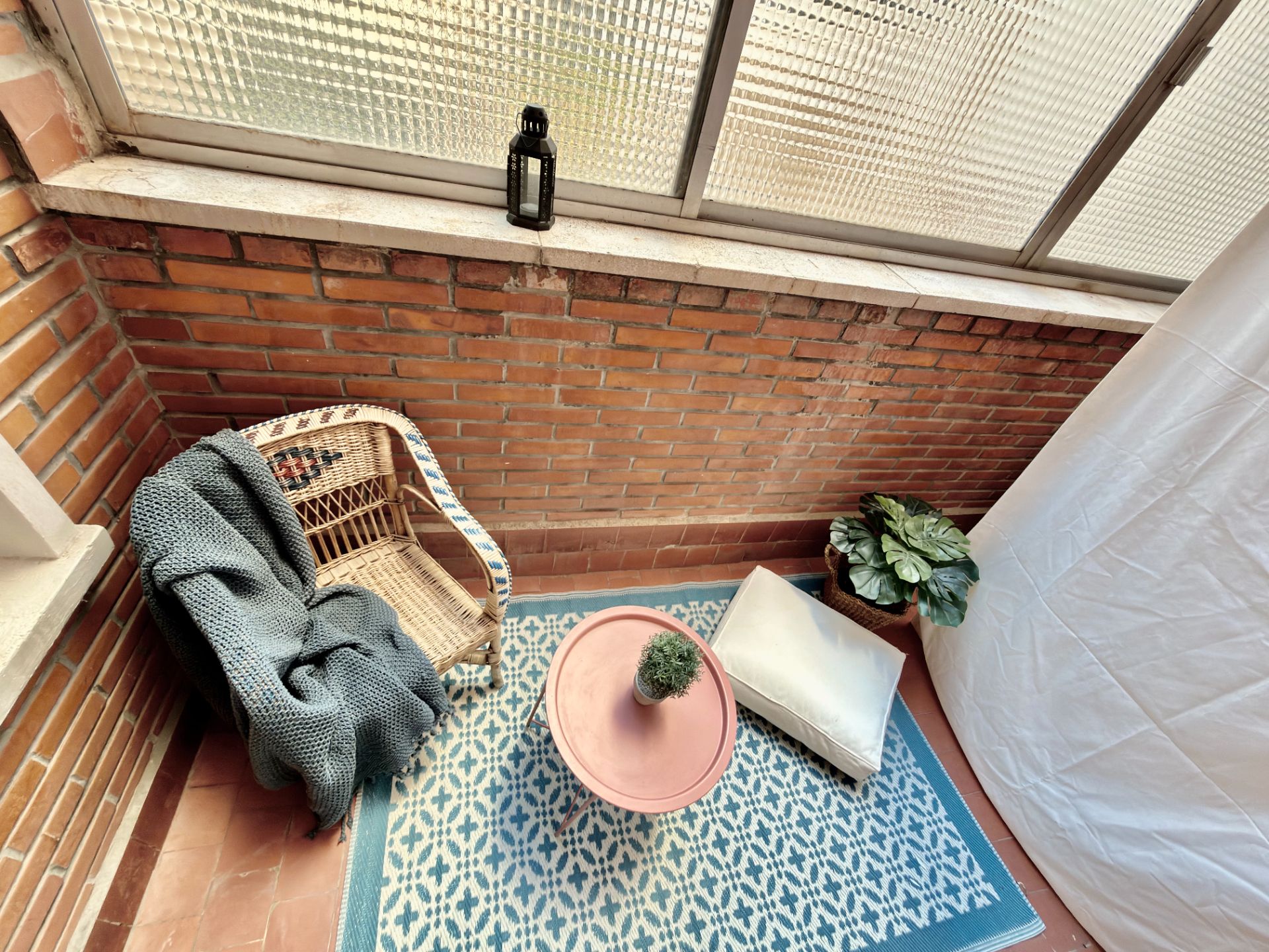 Balcony of Flat for sale in  Madrid Capital  with Air Conditioner, Heating and Terrace