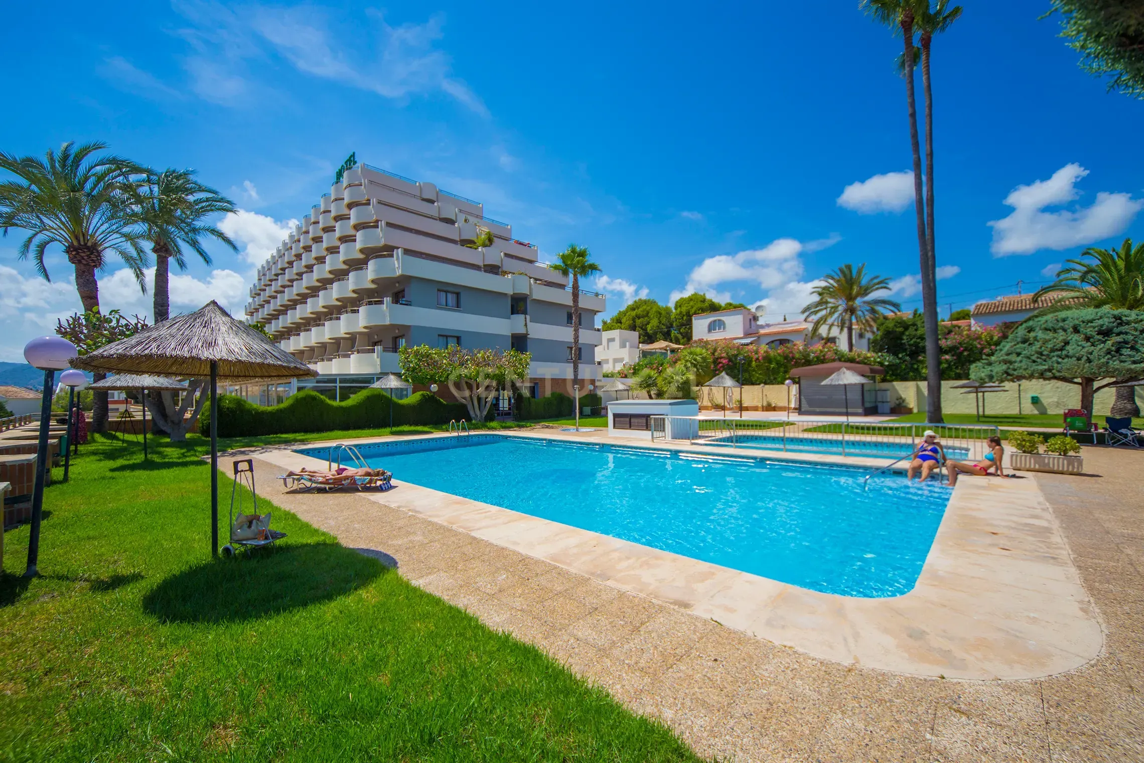 Piscina de Estudi en venda en Calpe / Calp amb Aire condicionat, TV i Piscina comunitària