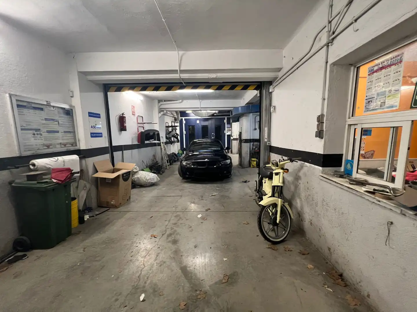 Parking de Local en venta en Madrid
