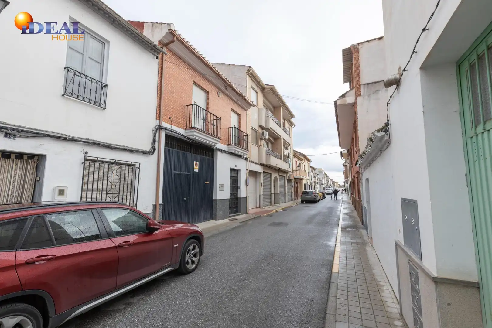 Vista exterior de Pis en venda en Fuente Vaqueros amb Aire condicionat i Balcó