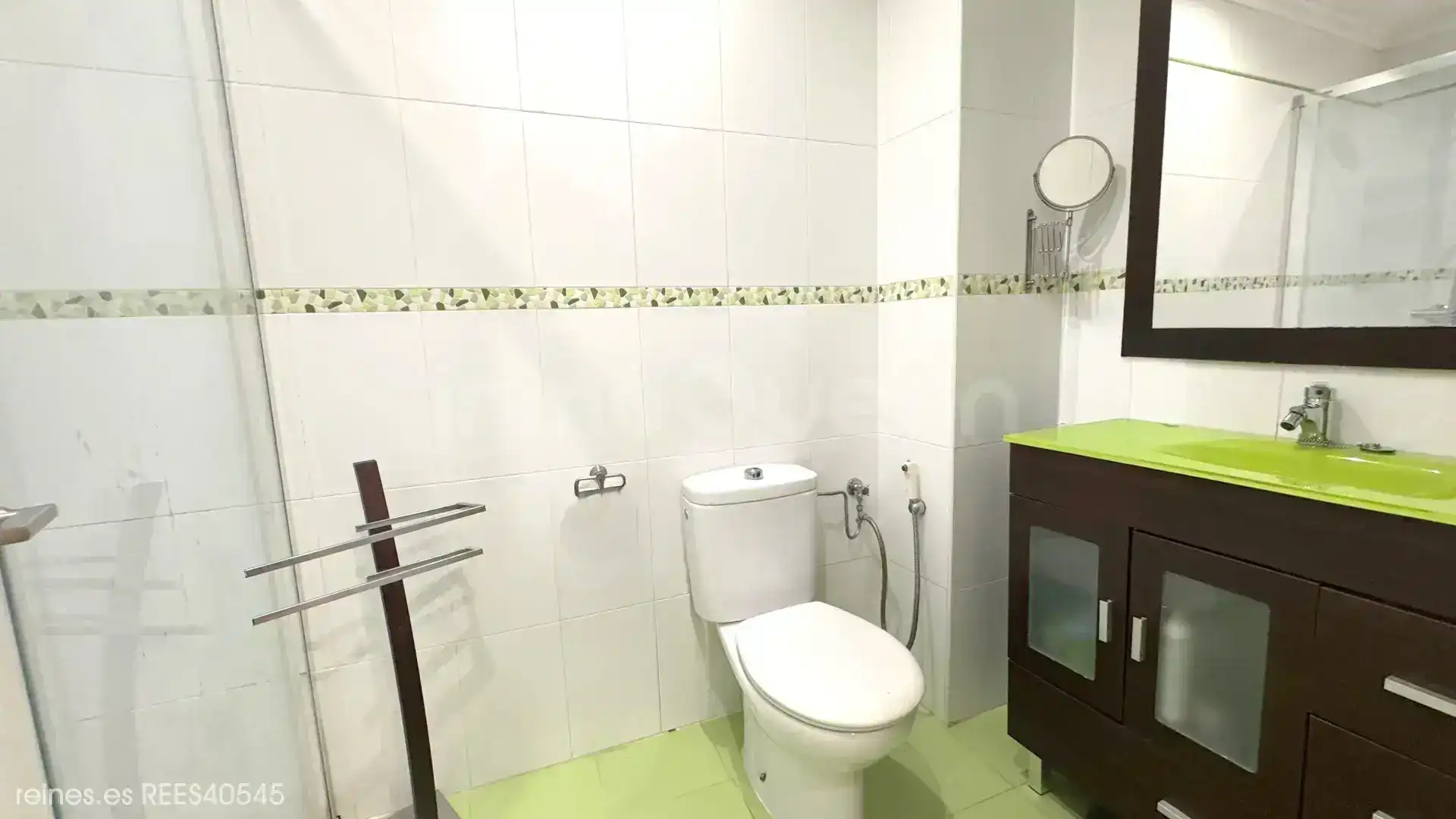 Bathroom of Flat for sale in Los Corrales de Buelna   with Heating and Furnished