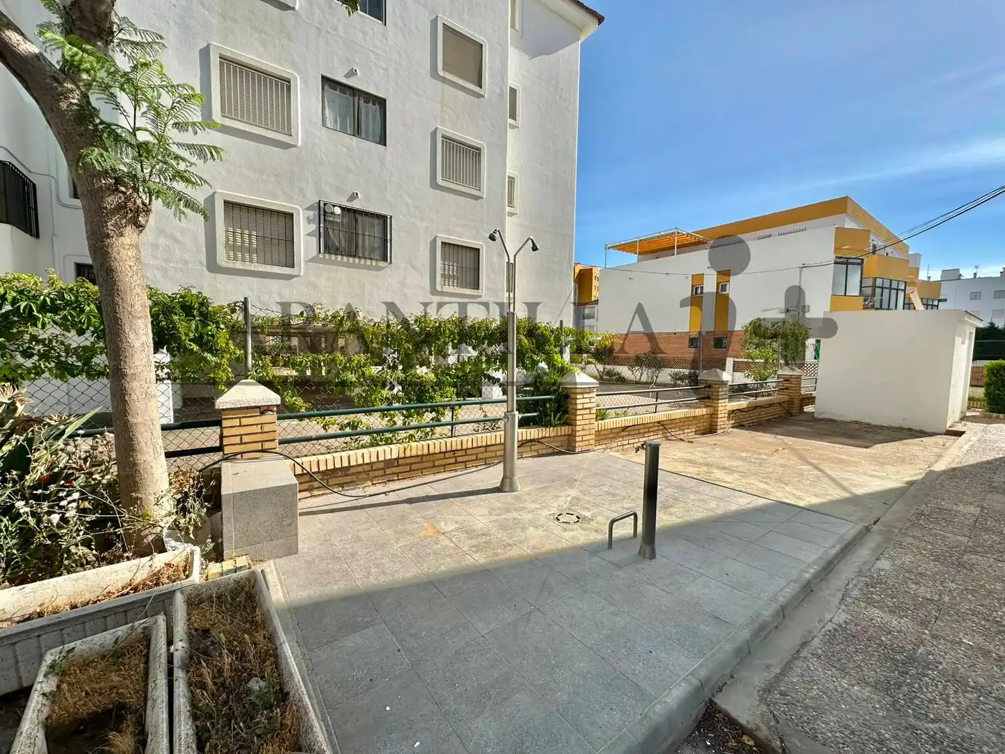 Vista exterior de Piso en venta en La Antilla con Aire acondicionado, Terraza y Amueblado
