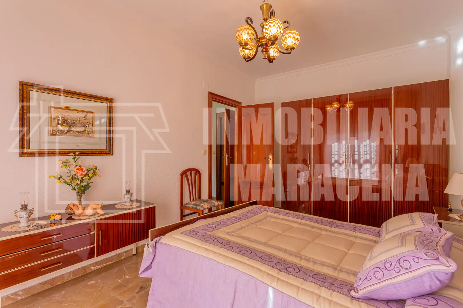 Bedroom of Houses for sale in Granada  with Air Conditioner, Terrace and Oven