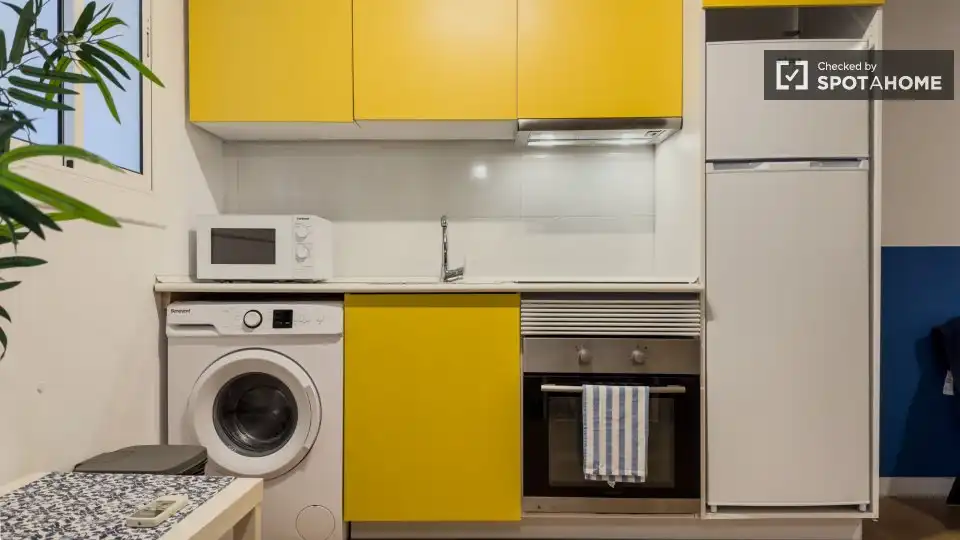 Appartamento in affitto a Ciutat Vella, imagen 4