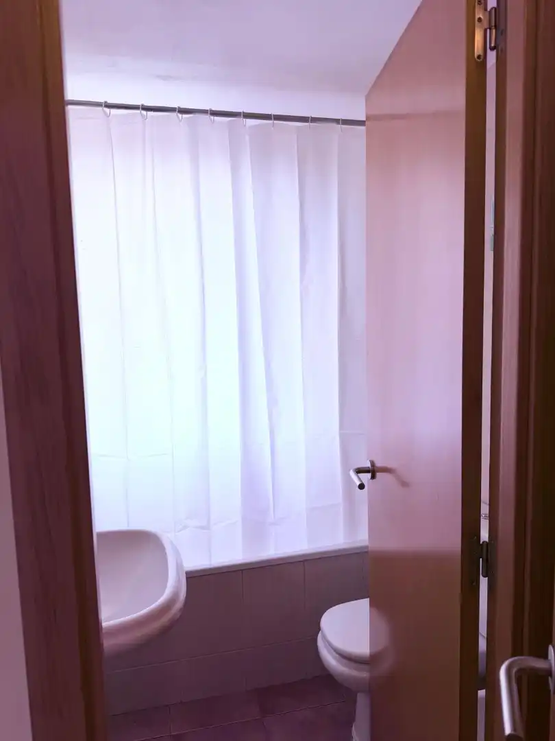 Baño de Casa o chalet en venta en Castell d'Aro, Platja d'Aro i s'Agaró con Aire acondicionado, Calefacción y Jardín privado