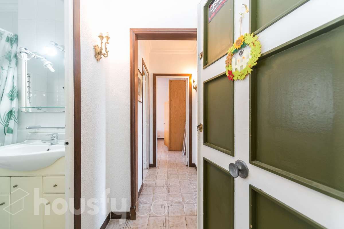 Flat for sale in  Tarragona Capital  with Balcony