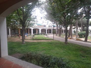 Casa a schiera con balcone in vendita a Plaça de les Palmeres