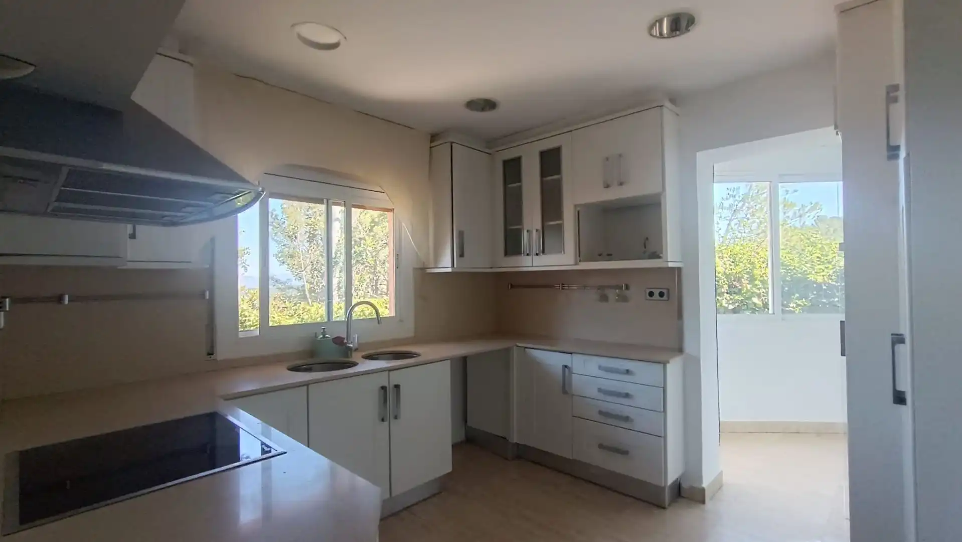 Cocina de Casa o chalet en venta en Tortosa con Aire acondicionado, Calefacción y Jardín privado
