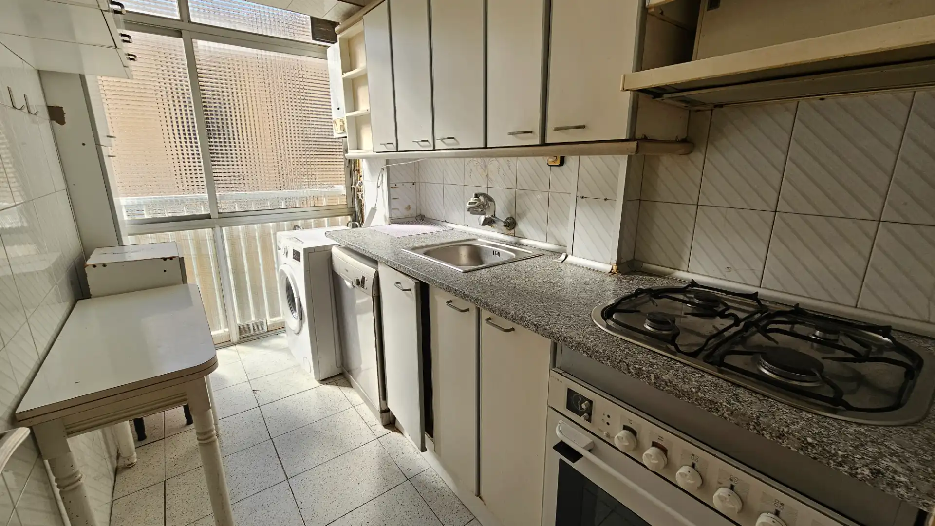Cocina de Piso en venta en Tarragona con Parquet y Horno