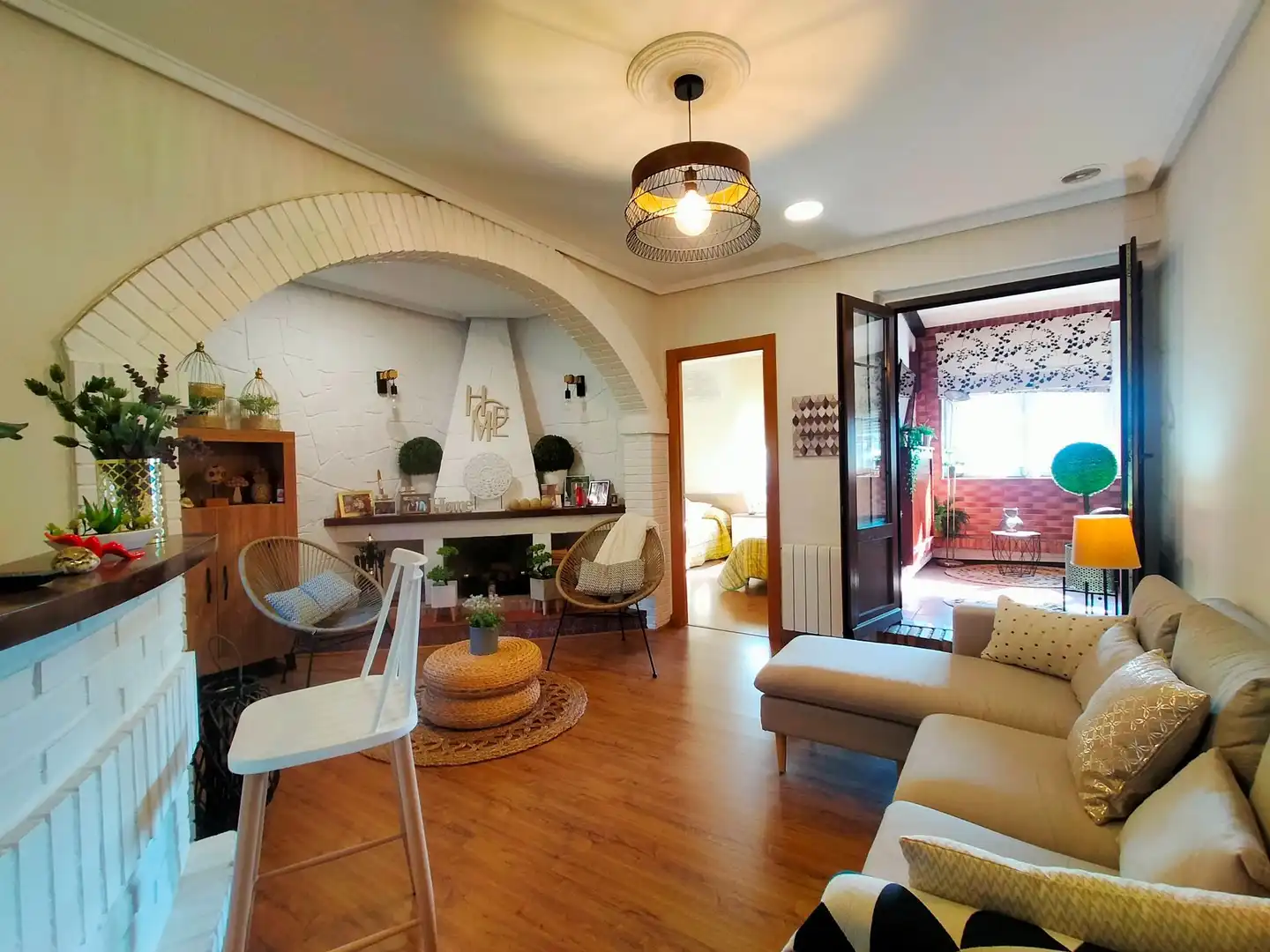 Wohnzimmer von Dachboden zum Verkauf in Pravia mit Heizung, Terrasse und Möbliert