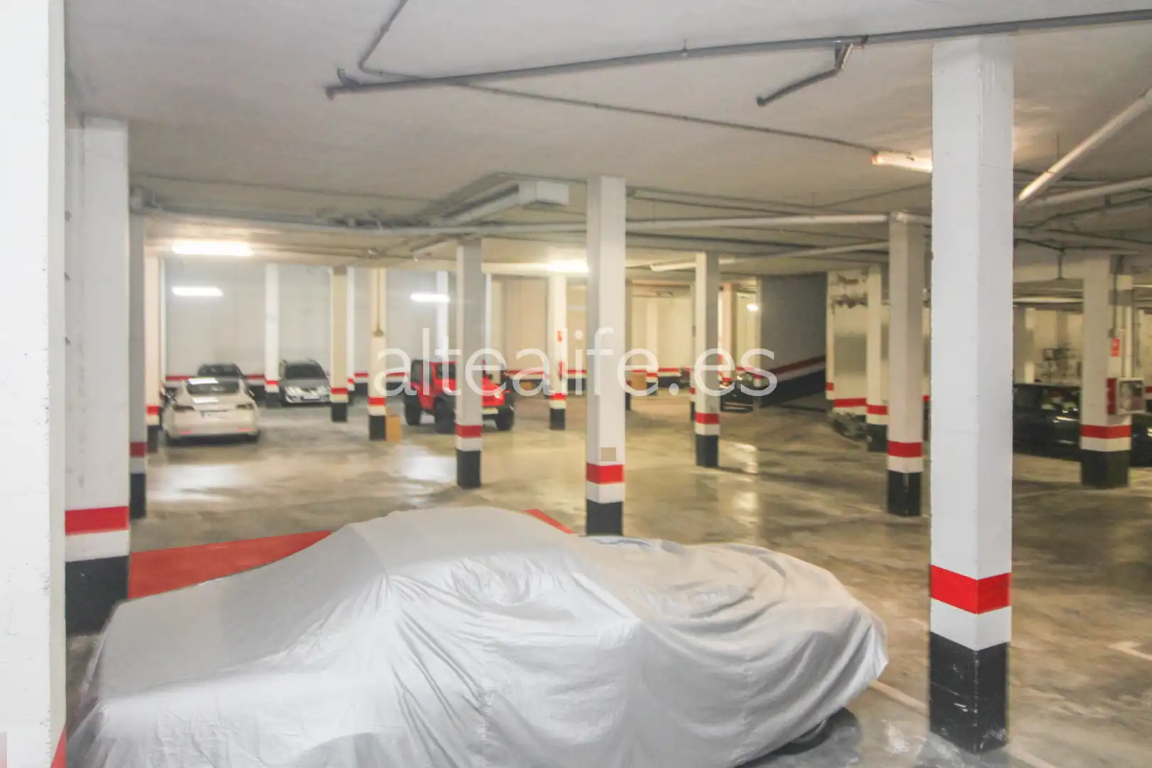 Garage for rent in N/A, Altea ciudad