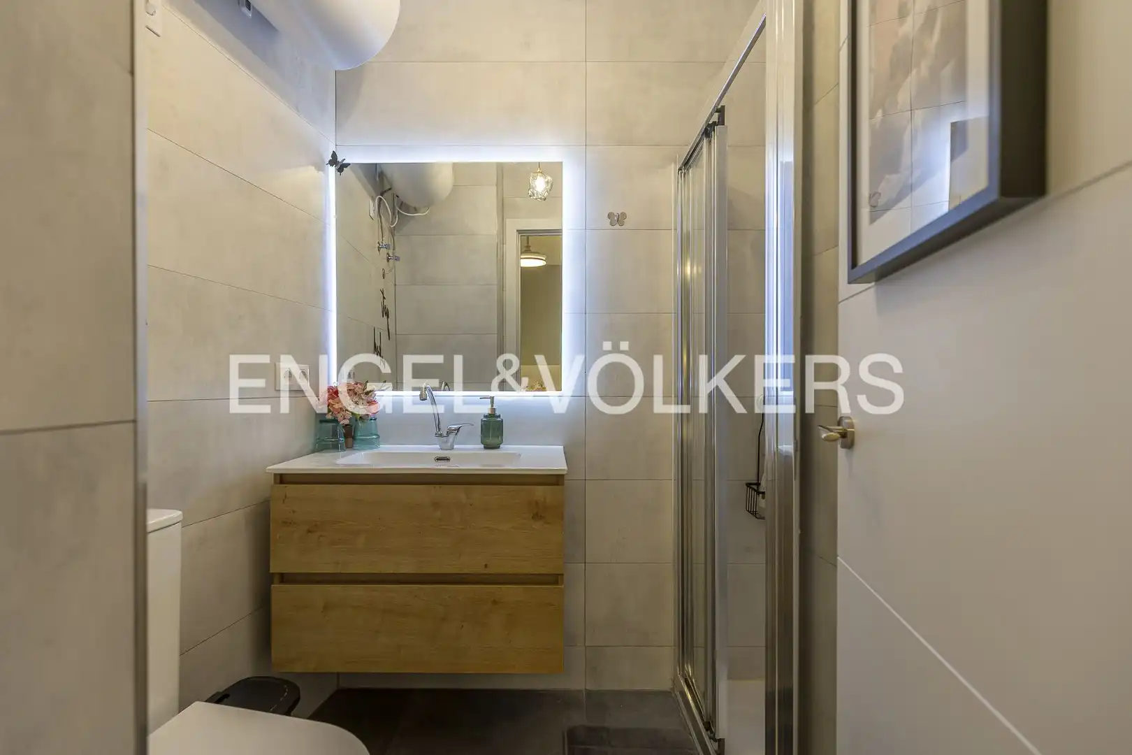 Badezimmer von Wohnung zur Miete in Madrid mit Klimaanlage, Heizung und Möbliert