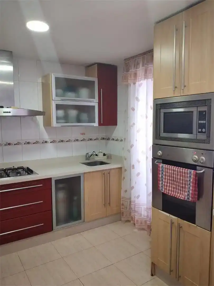 Cocina de Piso en venta en Melilla con Aire acondicionado, Microondas y Balcón