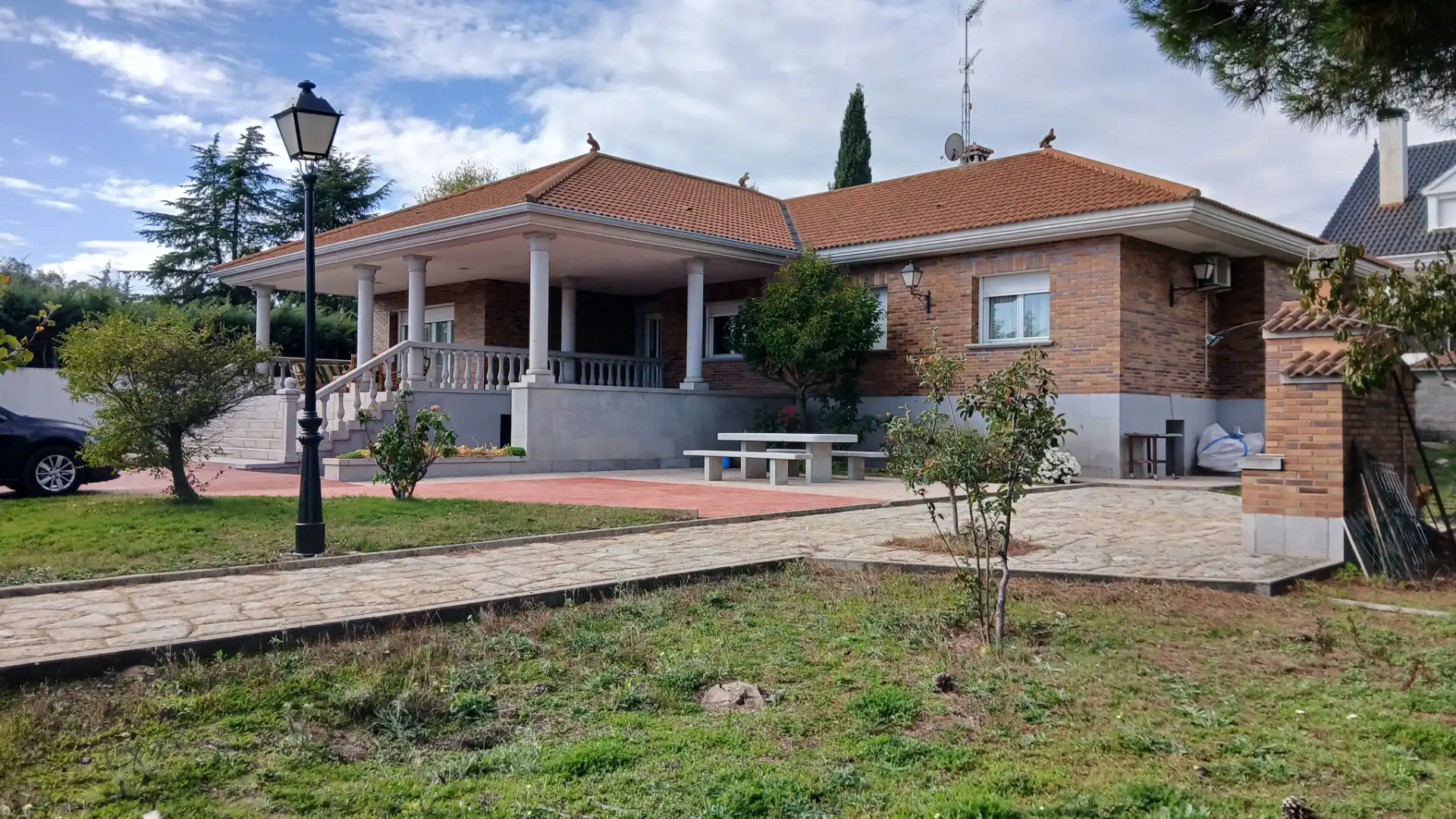 Houses for sale in Paseo de la Cañada, El Guijo - Colonia España