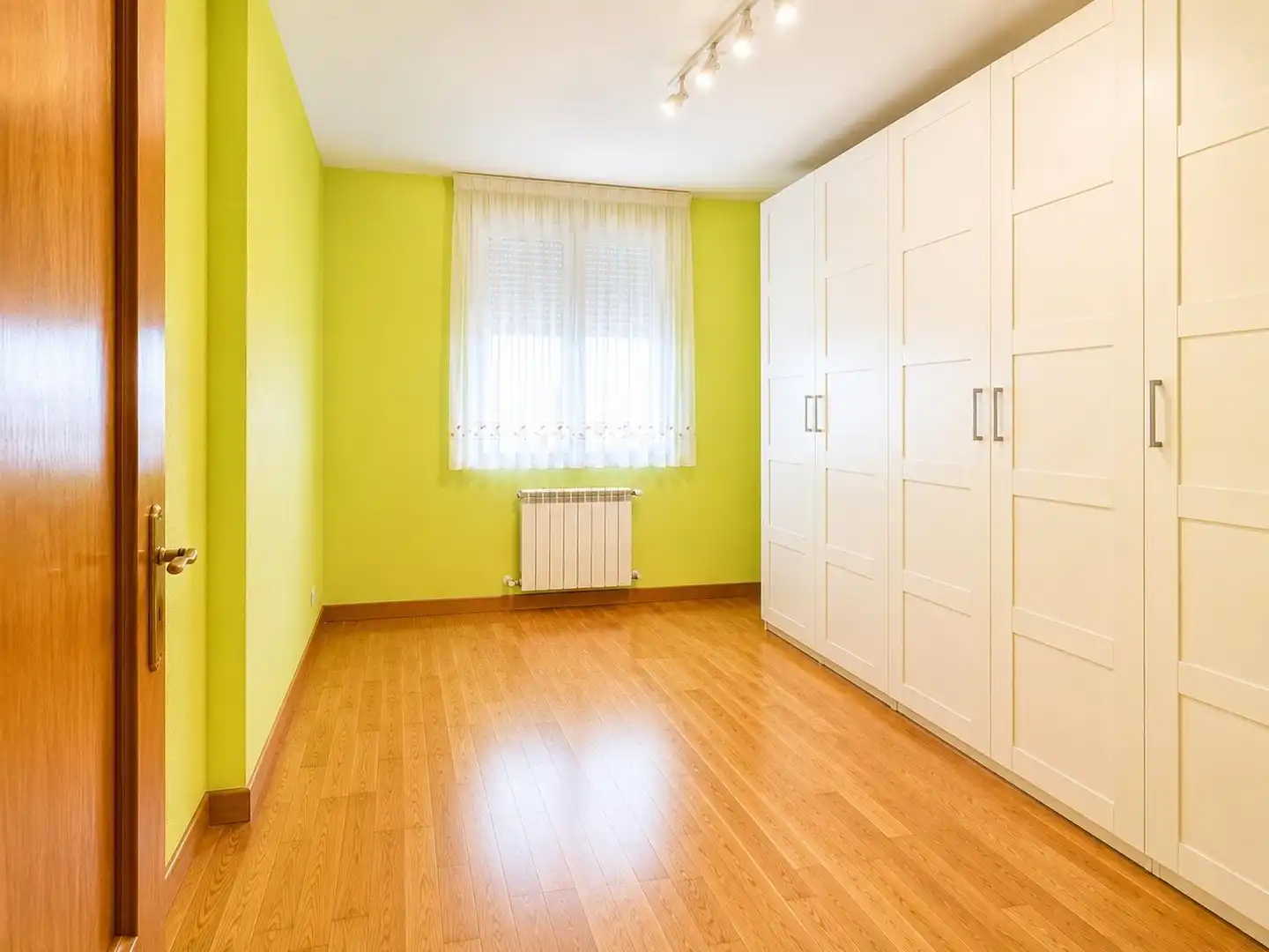Bedroom of Detached homes for sale in Arganda del Rey  with Heating, Terrace and Swimming Pool