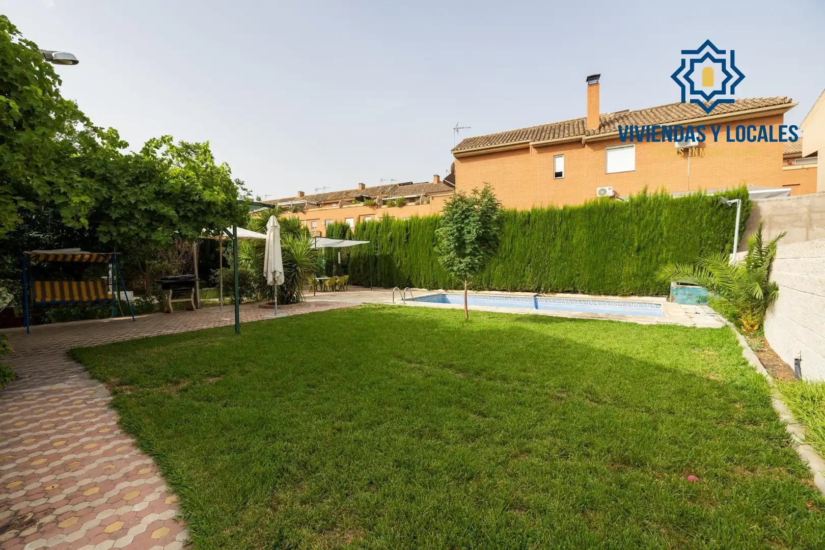 Jardín de Casa o chalet en venta en Armilla con Aire acondicionado, Calefacción y Jardín privado