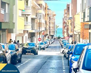 Vista exterior de Estudi en venda en Torrevieja amb Terrassa