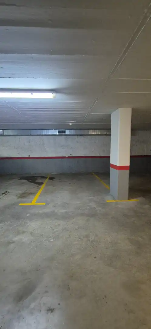 Aparcament de Garatge de lloguer en Esplugues de Llobregat