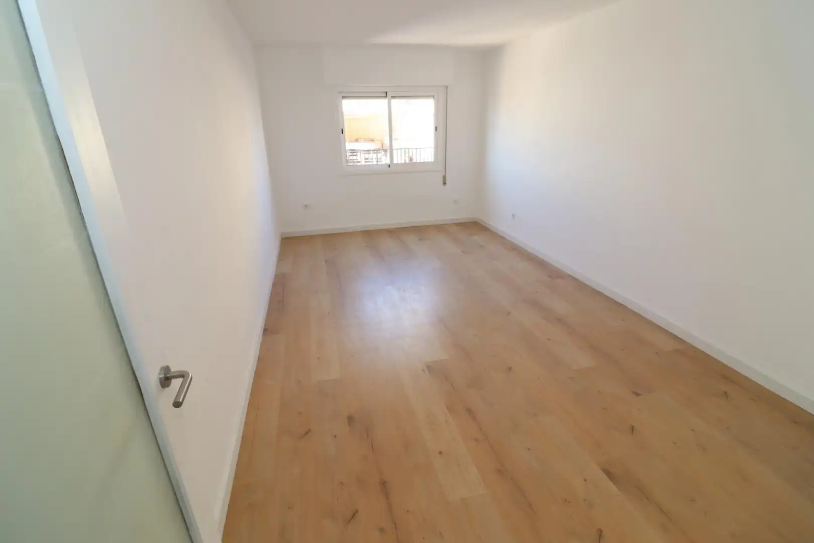 Habitación de Piso en venta en Alcanar con Parquet y Terraza