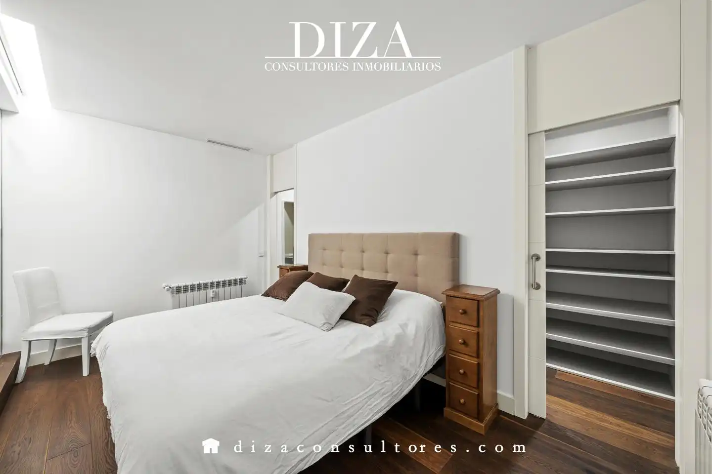 Habitación de Dúplex de alquiler en Madrid con Aire acondicionado y Amueblado