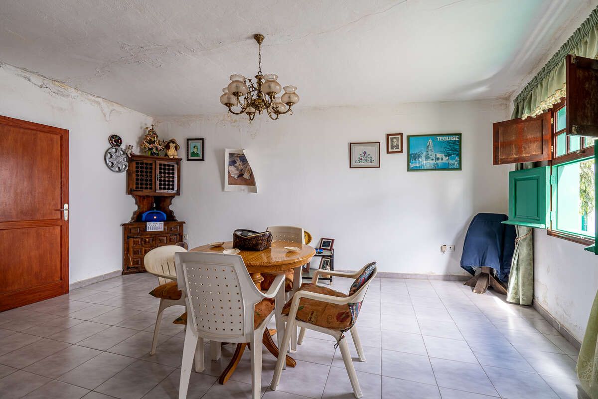 Menjador de Casa o xalet en venda en Teguise amb Moblat i Microones