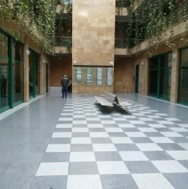 Local de lloguer en  Sevilla Capital