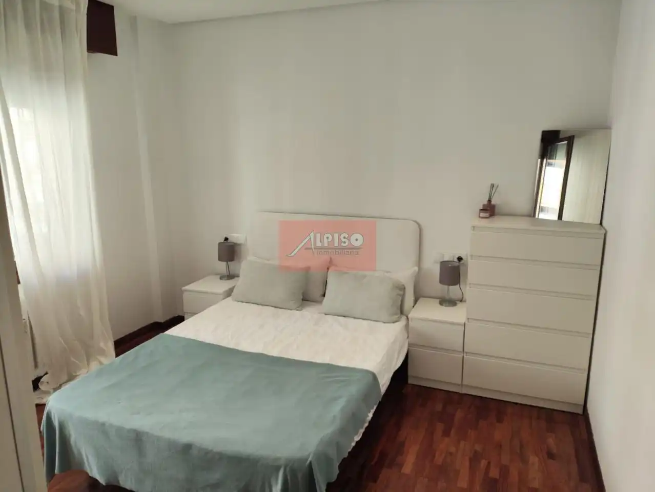 Bedroom of Flat for rent in Ourense Capital   with Air Conditioner, Heating and Parquet flooring