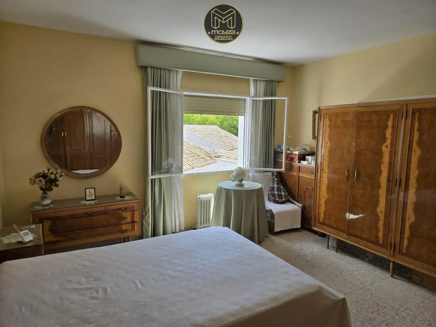 Bedroom of Flat for sale in Baena, Córdoba
