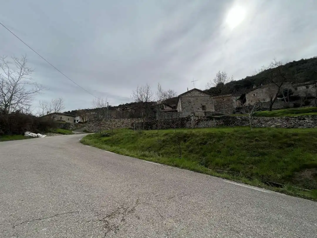 Vista exterior de Casa o chalet en venta en Valle de Manzanedo con Jardín privado