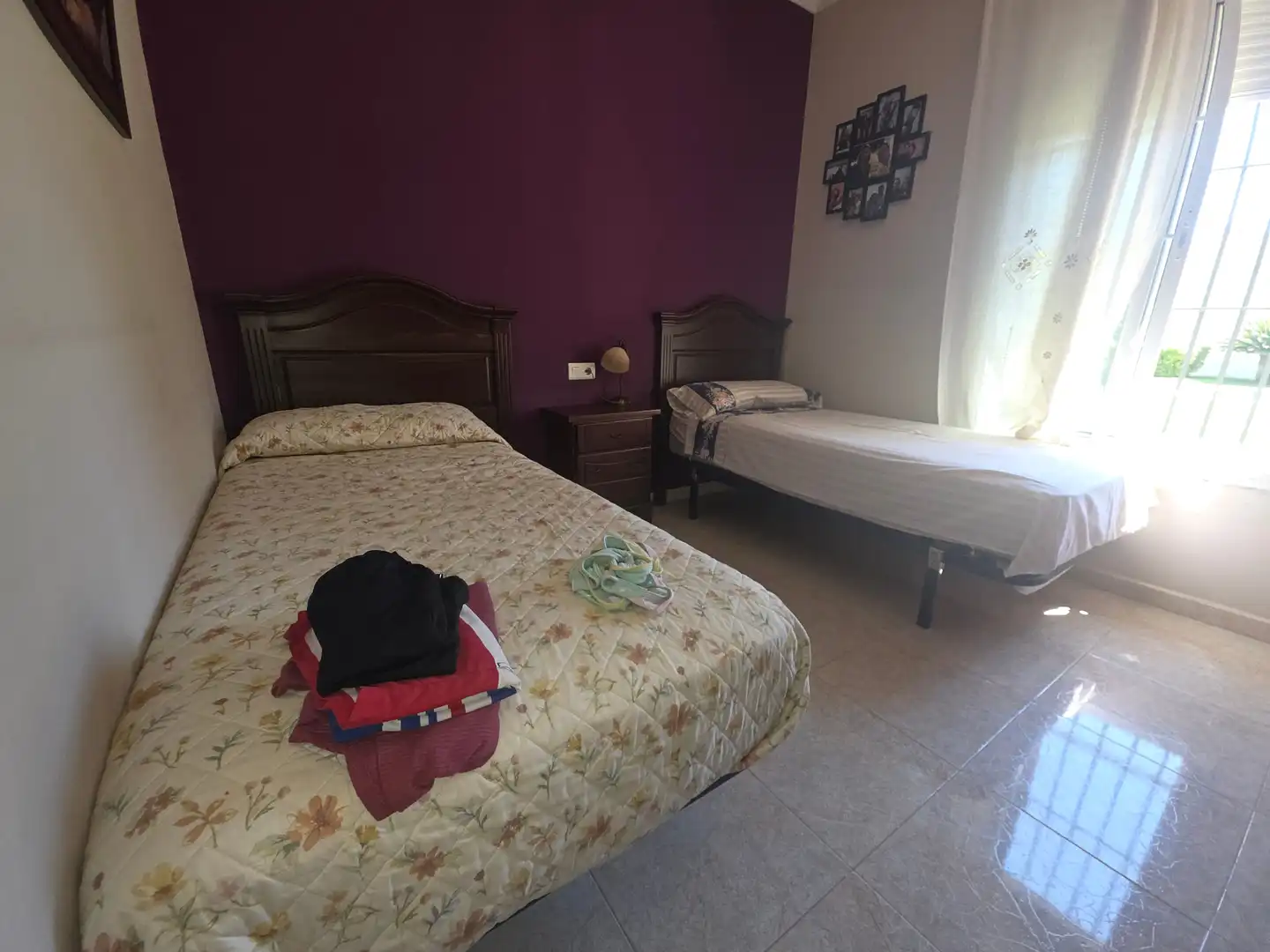 Habitación de Casa o chalet en venta en Alcalá de Guadaira con Aire acondicionado, Calefacción y Jardín privado