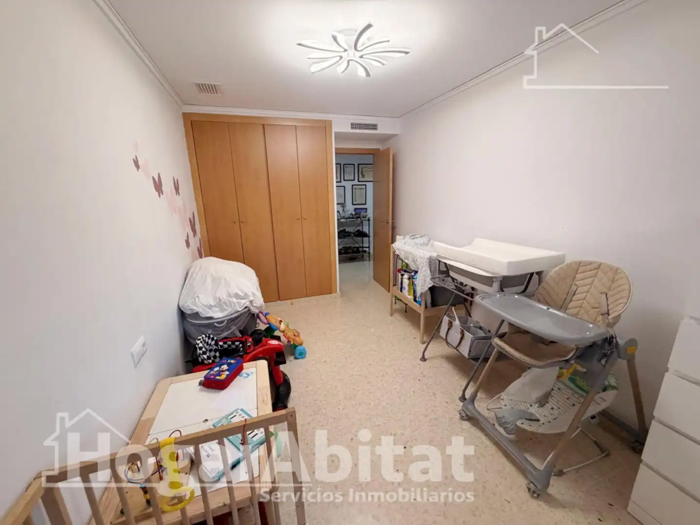 Flat for sale in Montserrat  with Air Conditioner, Heating and Terrace