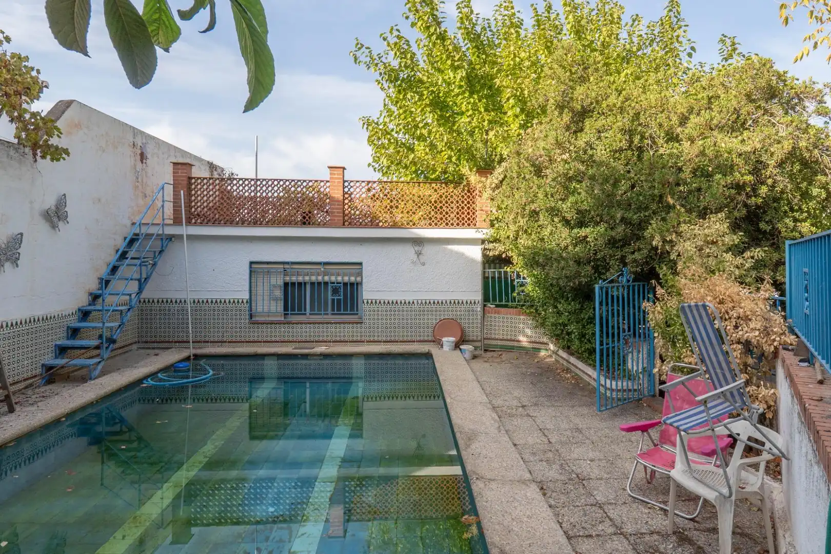 Piscina de Casa o xalet en venda en La Zubia amb Calefacció, Jardí privat i Terrassa