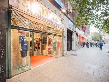 Local comercial de lloguer a Calle Fuenlabrada
