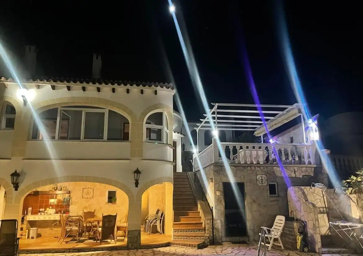 Villa con piscina in vendita a La Pedrera - Vessanes, imagen 2