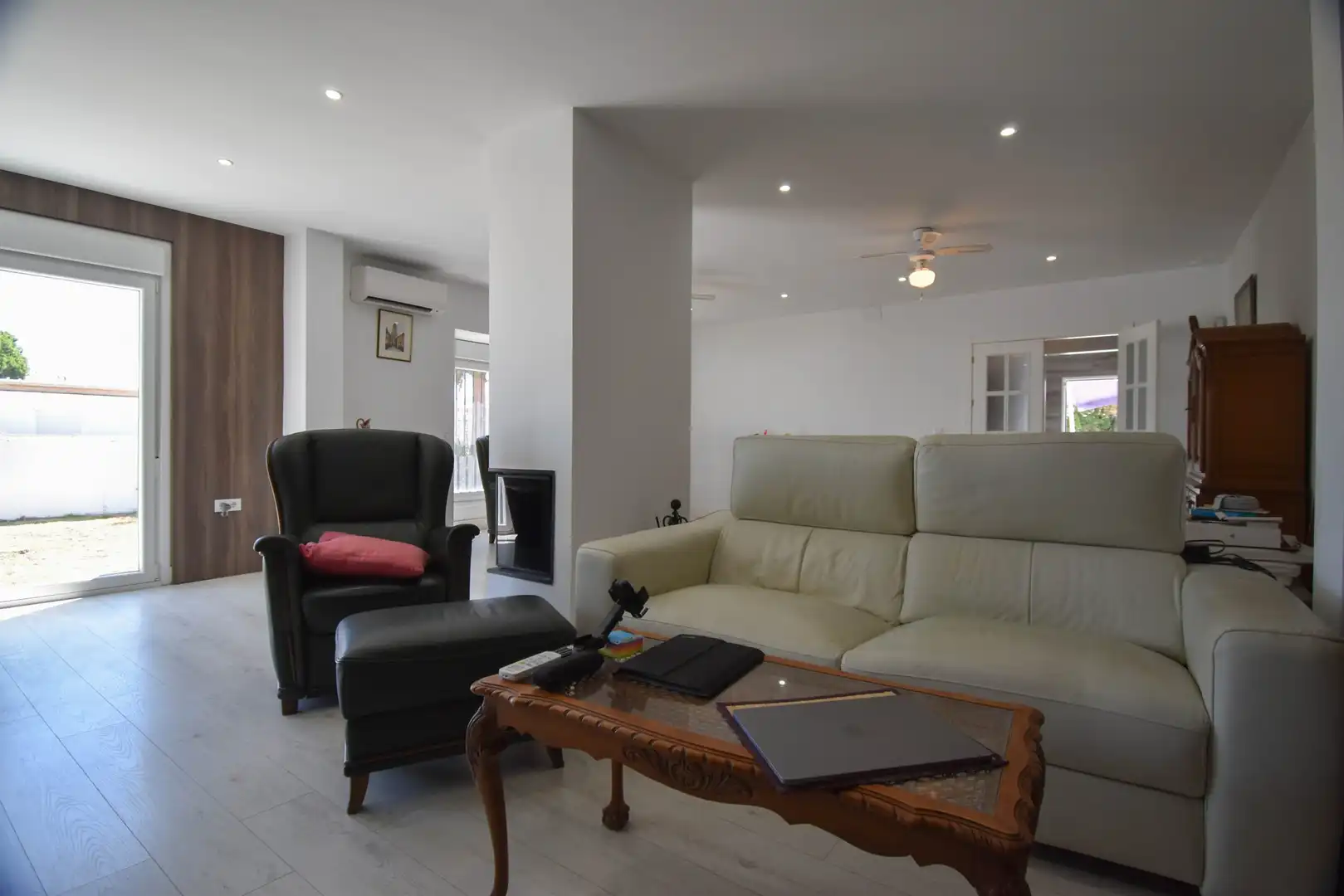 Sala d'estar de Casa o xalet en venda en Chiclana de la Frontera