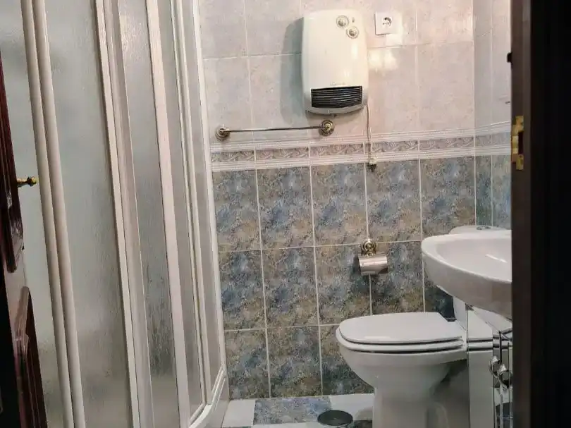 Baño de Piso de alquiler en San Bartolomé - Millán de Priego