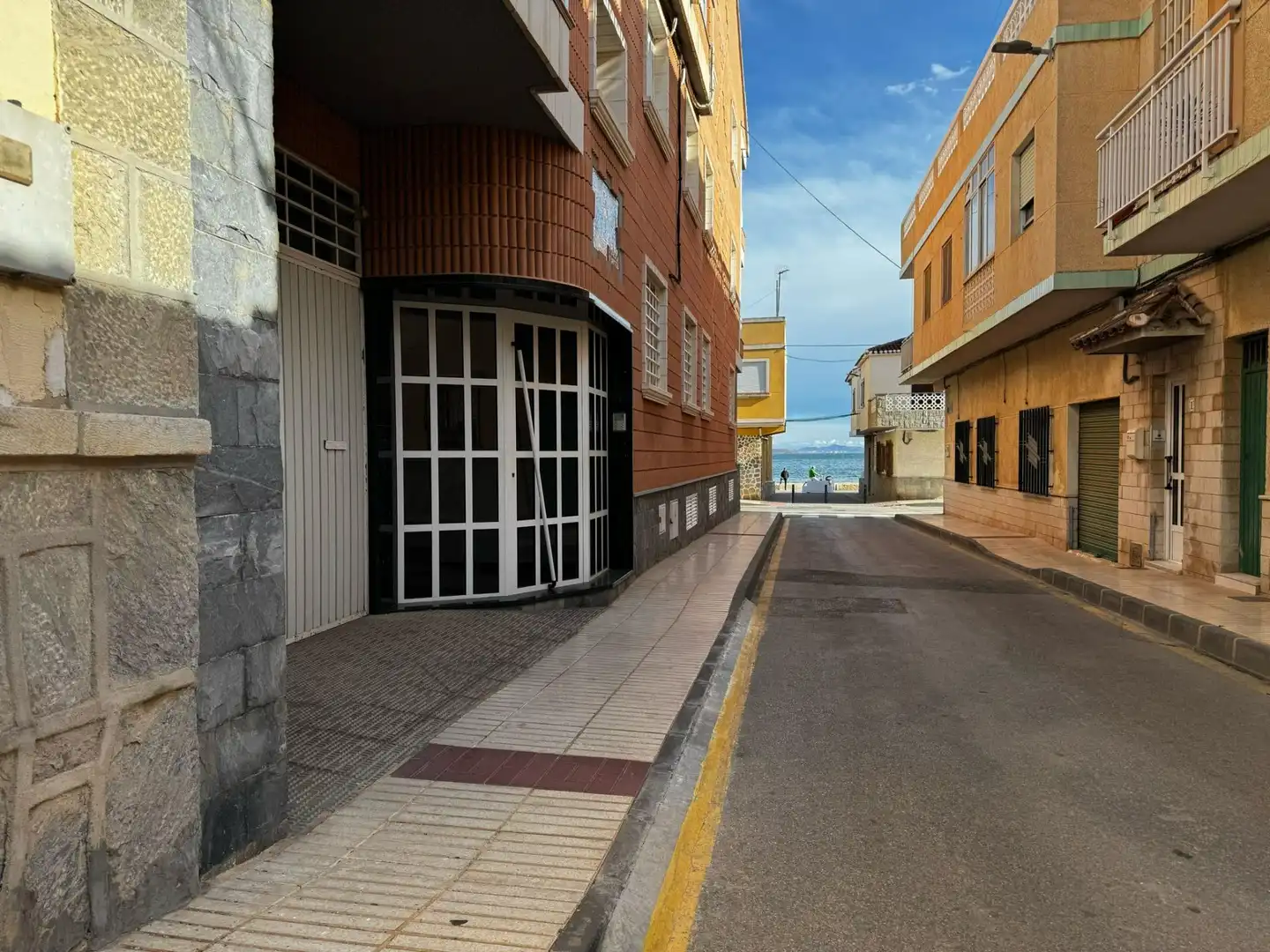Vista exterior de Casa o chalet en venta en Los Alcázares con Terraza