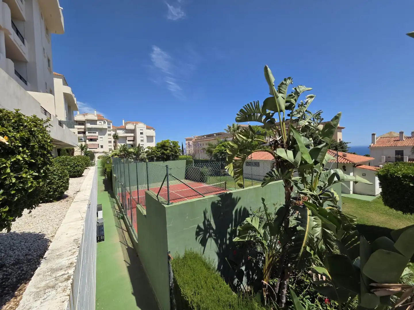 Vista exterior de Piso en venta en Benalmádena con Aire acondicionado, Calefacción y Parquet