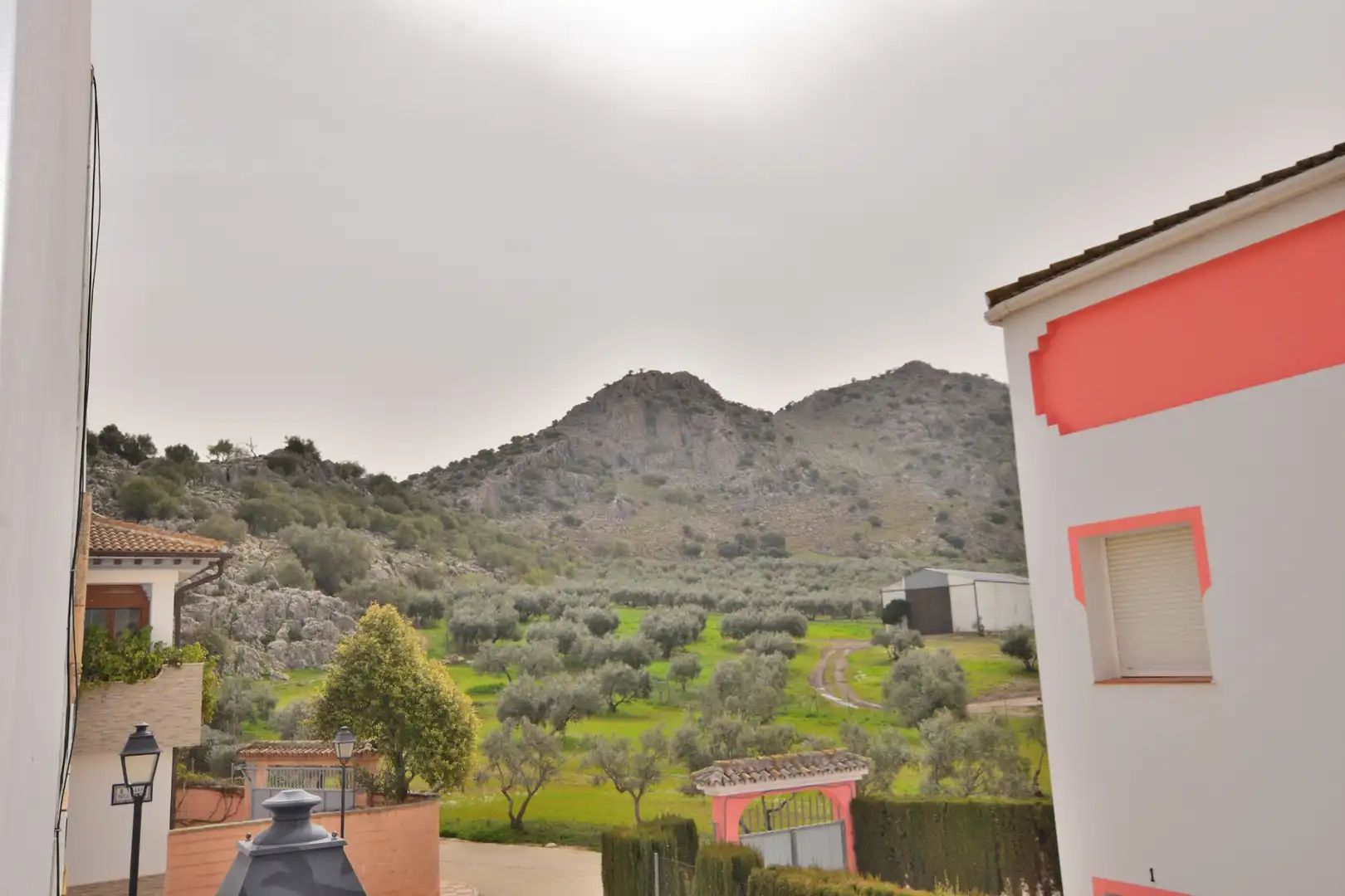 Jardí de Casa adosada en venda en Cuevas del Becerro amb Terrassa i Balcó
