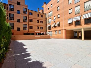 Pis amb ascensor en venda a Carabanchel