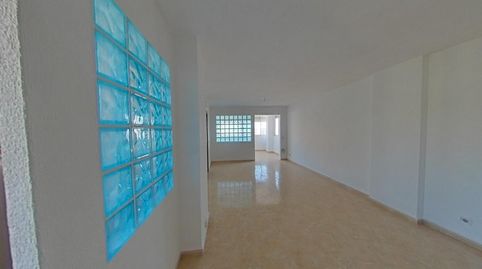 Foto 2 von Wohnung zum Verkauf in Calle Denia, Playa Poniente, Benidorm