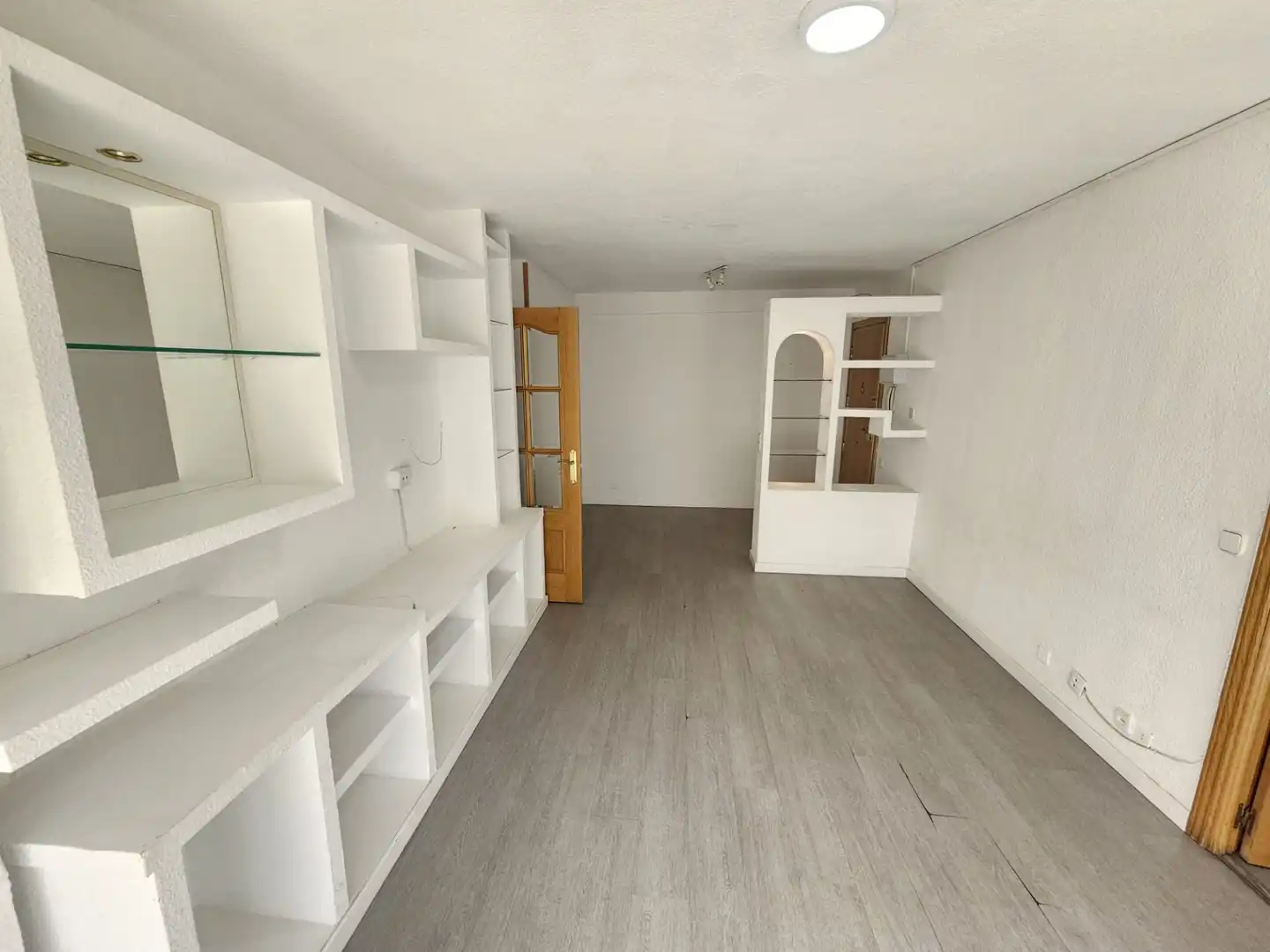 Piso en venta en Alcobendas con Calefacción, Terraza y Trastero