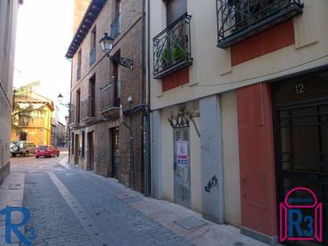 Local comercial en venda a Casco Antiguo