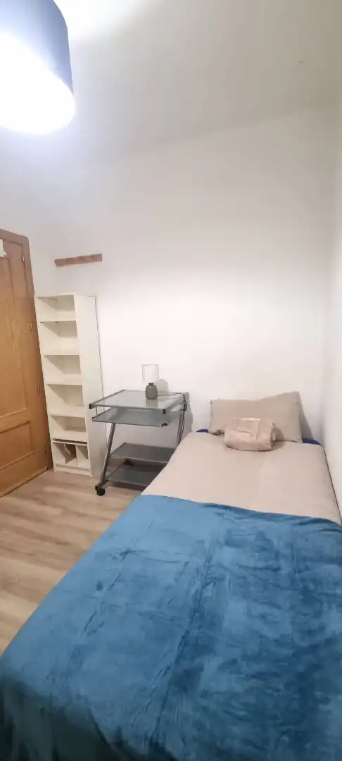 Habitación de Piso para compartir en Centro