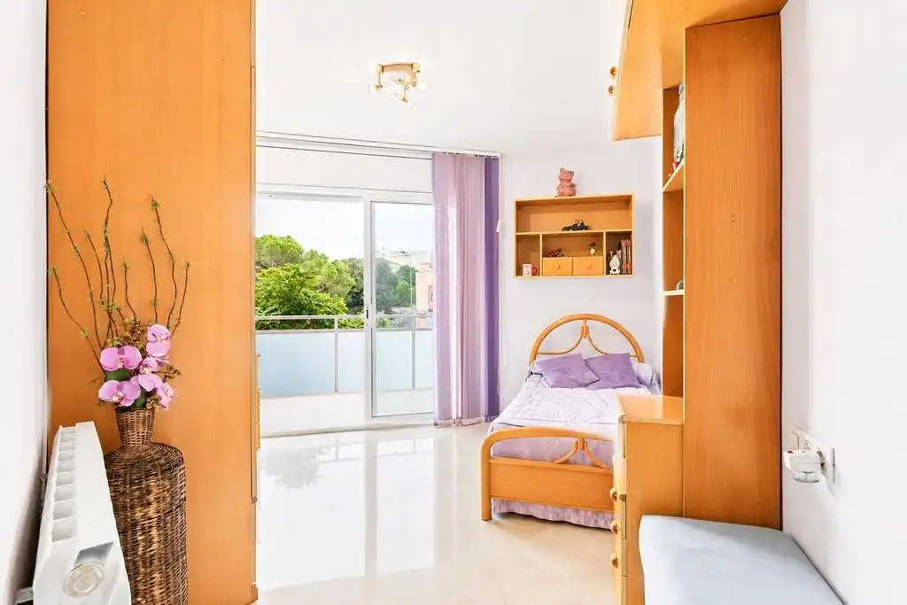 Bedroom of Flat for sale in Centre