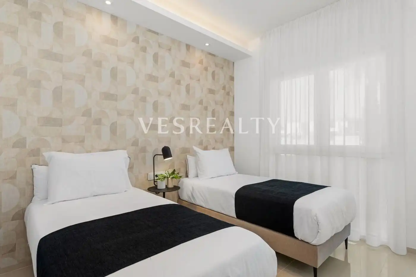 Dormitori de Apartament en venda en Rojales amb Jardí privat, Traster i Piscina comunitària